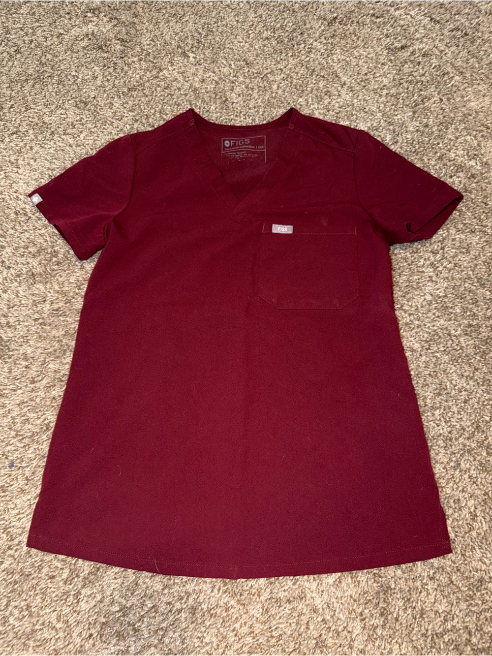 Figs women’s maroon Catarina scrub top xxs